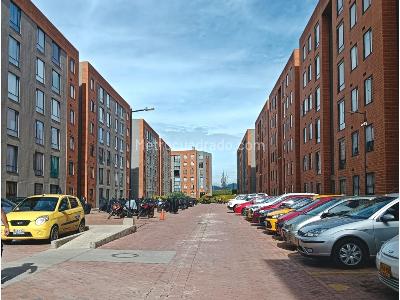 Apartamento de 3 alcobas en venta en Cuidad Verde, Soacha, 51 m² · foto 3 de 20