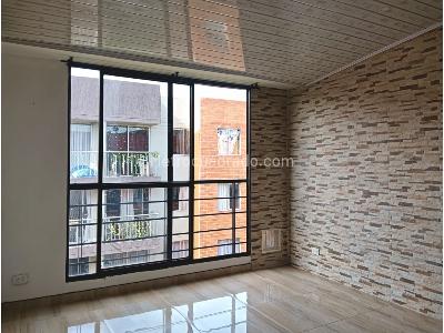 Apartamento de 3 alcobas en venta en Cuidad Verde, Soacha, 51 m² · foto 4 de 20