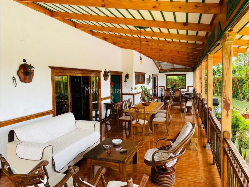 Casa – Armenia - Vista 3