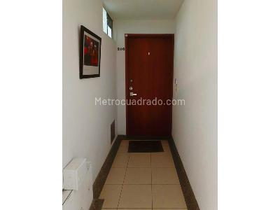 Apartaestudio en venta en Cedritos, Bogotá, 37 m² · foto 4 de 15