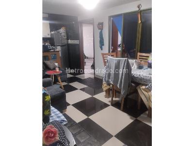 Casa de 5 alcobas en venta en Gran Britalia, Bogotá, 305 m² · foto 14 de 20