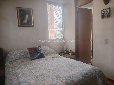 Apartamento de 3 alcobas en venta en Ciudad Salitre Oriental, Bogotá, 84 m² · foto 3 de 20