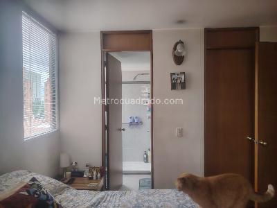 Apartamento de 3 alcobas en venta en Ciudad Salitre Oriental, Bogotá, 84 m² · foto 5 de 20