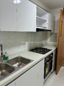 Apartamento de 3 alcobas en venta en Ciudad Salitre, Bogotá, 85 m² · foto 2 de 9