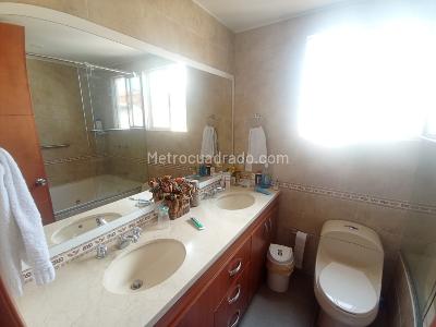 Casa de 4 alcobas en venta en Lagos Del Cacique, Bucaramanga, 165 m² · foto 17 de 20