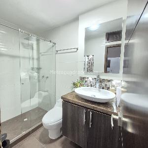 Casa de 5 alcobas en venta en Altos De Cabecera, Bucaramanga, 260 m² · foto 4 de 20