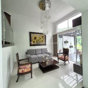 Casa de 5 alcobas en venta en Altos De Cabecera, Bucaramanga, 260 m² · foto 18 de 20