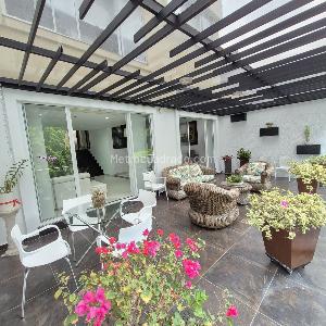 Casa de 5 alcobas en venta en Altos De Cabecera, Bucaramanga, 260 m² · foto 19 de 20