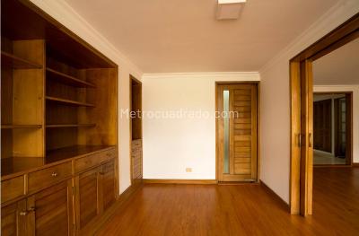Apartamento en venta en Chico Norte Iii, Bogotá · foto 2 de 7