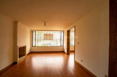 Apartamento en venta en Chico Norte Iii, Bogotá · foto 3 de 7