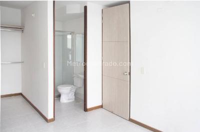 Apartamento en venta en La Esmeralda, Villavicencio · foto 5 de 8