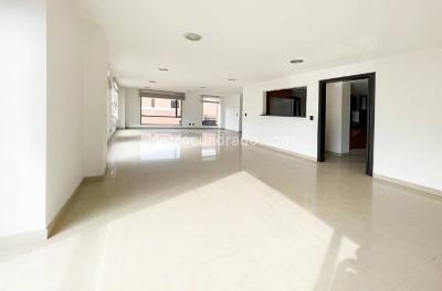 Apartamento en venta en Rincon Del Chico, Bogotá · foto 3 de 8
