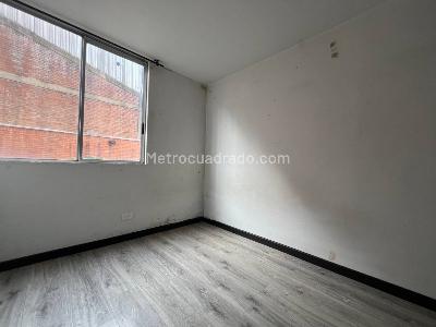 Apartamento en venta en Centro, Mosquera · foto 4 de 14
