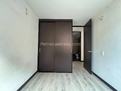 Apartamento en venta en Centro, Mosquera · foto 5 de 14