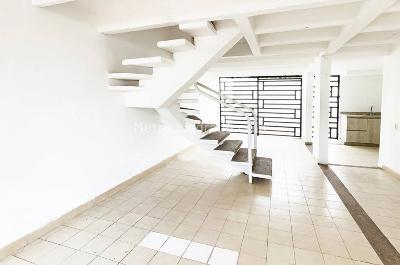 Apartamento de 3 alcobas en venta en Los Almendros, Girardot, 75 m² · foto 3 de 8