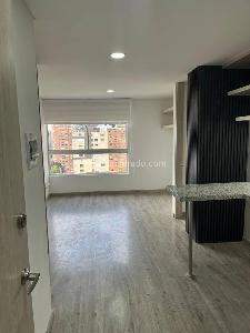 Apartaestudio en venta en La Candelaria, Bogotá, 27 m² · foto 2 de 13