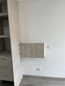 Apartaestudio en venta en La Candelaria, Bogotá, 27 m² · foto 8 de 13