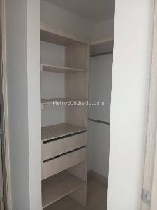 Apartamento de 2 alcobas en venta en Las Lomitas, Sabaneta, 78 m² · foto 15 de 18