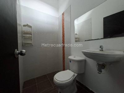 Casa de 3 alcobas en venta en Portachuelo, Girardot, 59 m² · foto 5 de 6