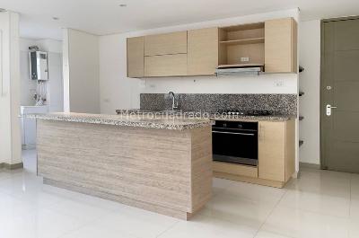 Apartamento de 3 alcobas en venta en Cr Eva Punta Arena, Girardot, 97 m² · foto 4 de 10