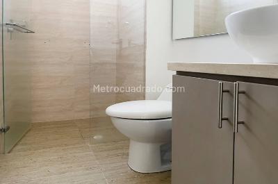 Apartamento de 3 alcobas en venta en Cr Eva Punta Arena, Girardot, 97 m² · foto 8 de 10