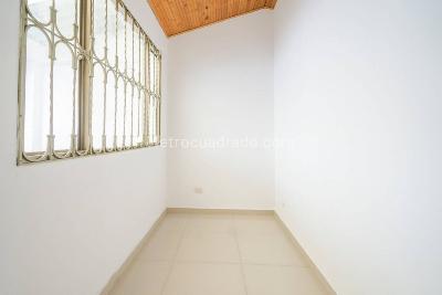Casa de 5 alcobas en venta en El Pino, Bogotá, 194 m² · foto 3 de 20