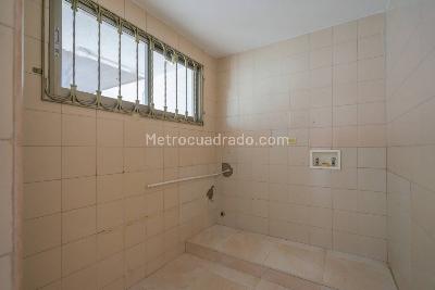 Casa de 5 alcobas en venta en El Pino, Bogotá, 194 m² · foto 7 de 20