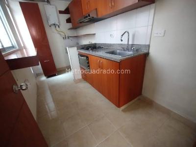 Casa de 3 alcobas en venta en El Porvenir, Funza, 82 m² · foto 5 de 8