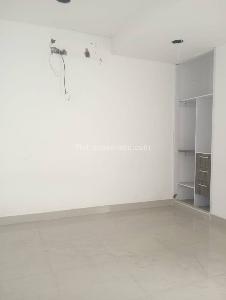 Casa de 5 alcobas en venta en Portachuelo, Girardot, 156 m² · foto 3 de 12