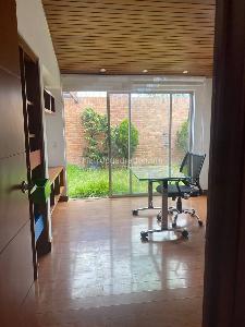 Casa de 3 alcobas en venta en Las Villas, Bogotá, 386 m² · foto 10 de 20