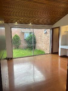 Casa de 3 alcobas en venta en Las Villas, Bogotá, 386 m² · foto 8 de 20