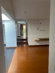 Casa de 3 alcobas en venta en Las Villas, Bogotá, 386 m² · foto 9 de 20