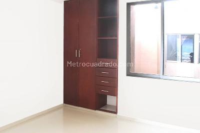 Apartamento en venta en Altos De Morelia, Villavicencio · foto 3 de 8