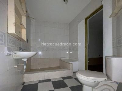 Casa de 5 alcobas en venta en Casablanca, Bogotá, 251 m² · foto 14 de 20