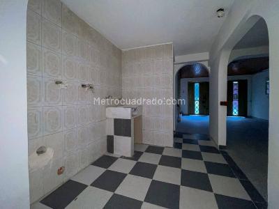 Casa de 5 alcobas en venta en Casablanca, Bogotá, 251 m² · foto 15 de 20