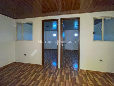 Casa de 5 alcobas en venta en Casablanca, Bogotá, 251 m² · foto 17 de 20