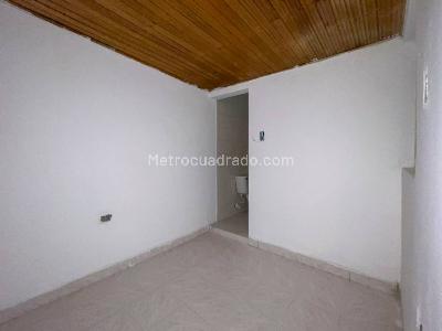 Casa de 5 alcobas en venta en Casablanca, Bogotá, 251 m² · foto 2 de 20