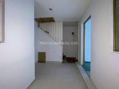 Casa de 5 alcobas en venta en Casablanca, Bogotá, 251 m² · foto 8 de 20