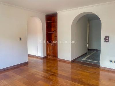Apartamento de 4 alcobas en venta en Pasadena, Bogotá, 131 m² · foto 7 de 10