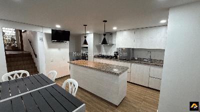 Casa de 3 alcobas en venta en Cedritos Cedro Golf, Bogotá, 176 m² · foto 3 de 11