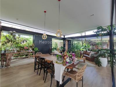 Casa de 4 alcobas en venta en Alto De Las Palmas, Envigado, 271 m² · foto 11 de 20