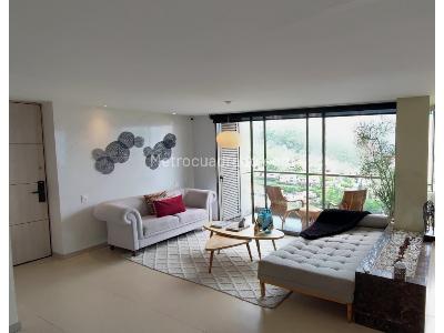 Apartamento de 3 alcobas en venta en Las Palmas, Medellín, 171 m² · foto 4 de 19