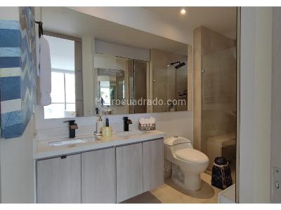Apartamento de 3 alcobas en venta en Las Palmas, Medellín, 171 m² · foto 14 de 19