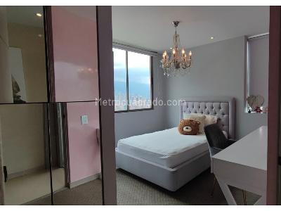 Apartamento de 3 alcobas en venta en Las Palmas, Medellín, 171 m² · foto 18 de 19