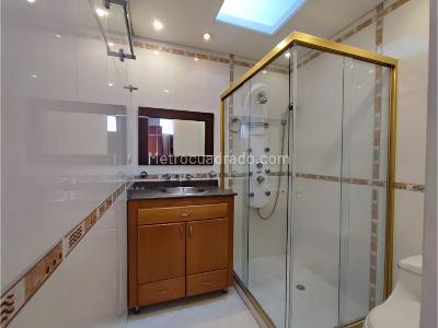 Casa de 4 alcobas en venta en Sabaneta, Sabaneta, 295 m² · foto 18 de 20