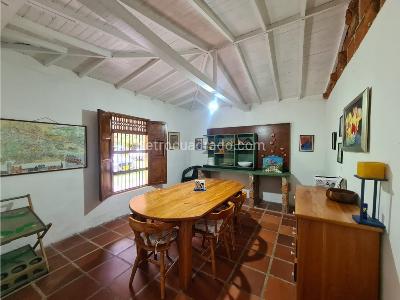 Casa de 3 alcobas en venta en Vereda Pantanillo, Envigado, 260 m² · foto 6 de 15