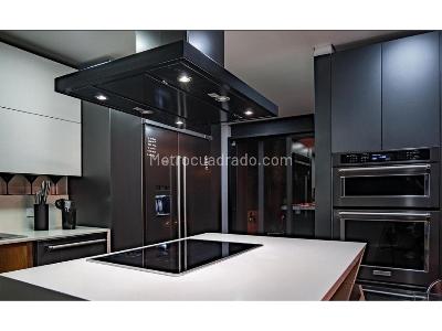 Casa de 4 alcobas en venta en Las Palmas, Medellín, 923 m² · foto 3 de 14
