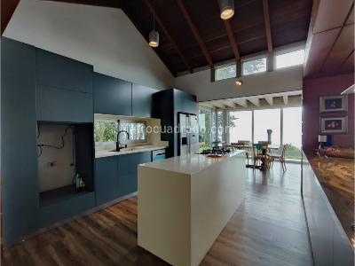 Casa de 4 alcobas en venta en Las Palmas, Medellín, 500 m² · foto 5 de 20