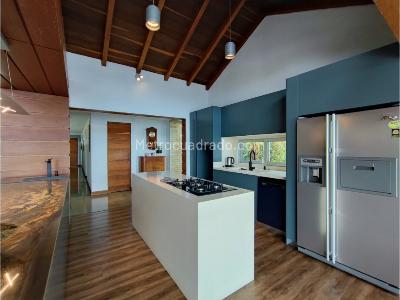 Casa de 4 alcobas en venta en Las Palmas, Medellín, 500 m² · foto 6 de 20