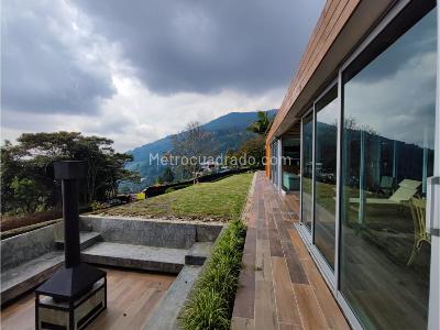 Casa de 4 alcobas en venta en Las Palmas, Medellín, 500 m² · foto 17 de 20